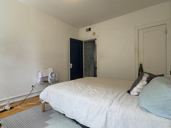 4th image of 2031 N Humboldt Blvd APT 2