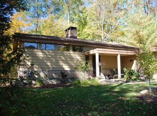 11440 Auburn Rd, Chardon, OH 44024