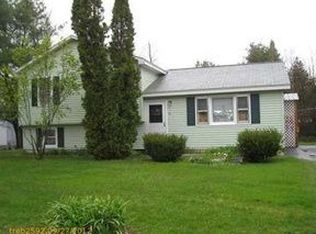21 Dumas St, Lisbon, ME 04252