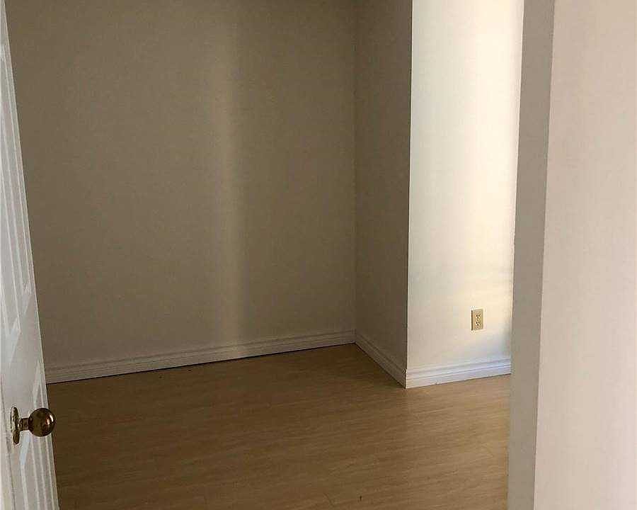 2nd image of Centre Ave #1401