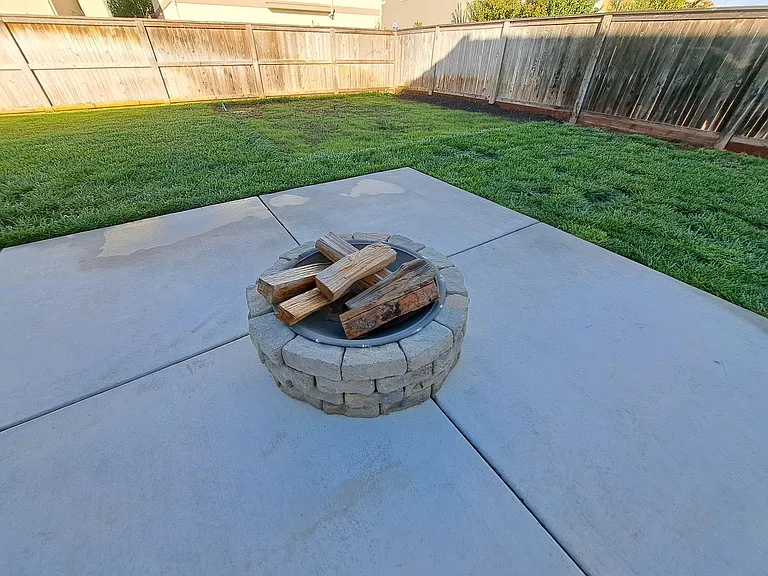 1160 Yale Dr — Photo 33