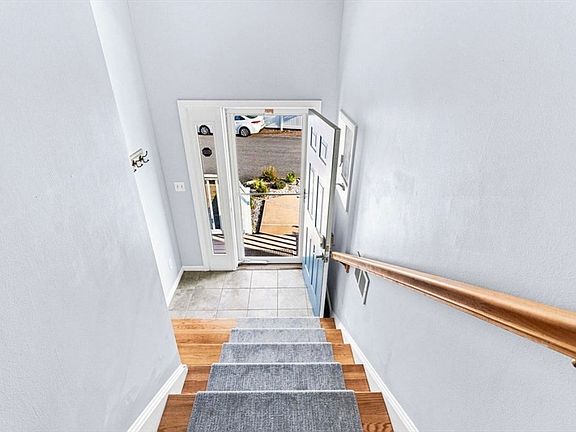 5th image of 700 Shore Dr #9-901