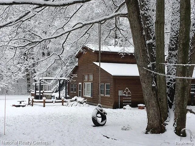1851 Catob Rd — Photo 15