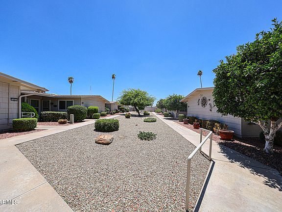 2nd image of 10837 W SANTA FE Drive