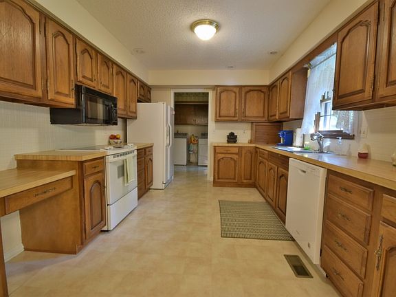 5th image of 3513 Herndon Dr