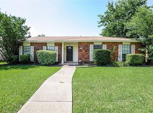 2113 Burrows Trl, Grand Prairie, TX 75052
