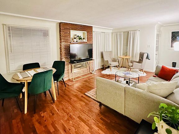 Spacious and light filled living and dining area