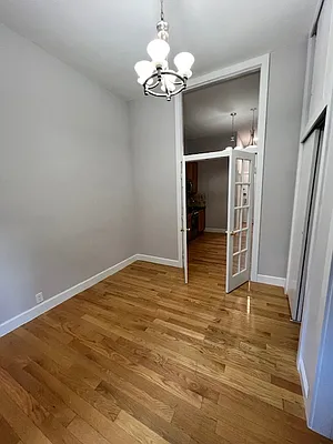 Rented by Manhattan Dwelling Corporation | media 16