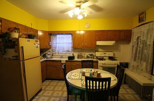 2nd image of 2819 N Monitor Ave