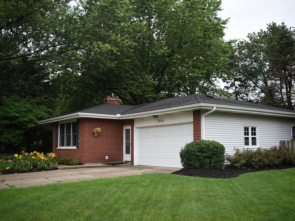 1st image of 1219 Janice St