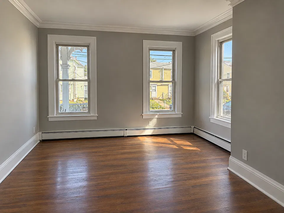 62 Cedar St #1