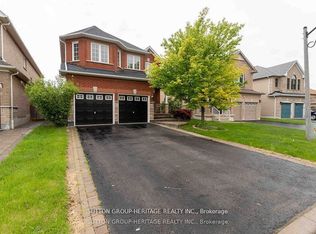 34 Ball Cres, Whitby, ON L1P 1W6