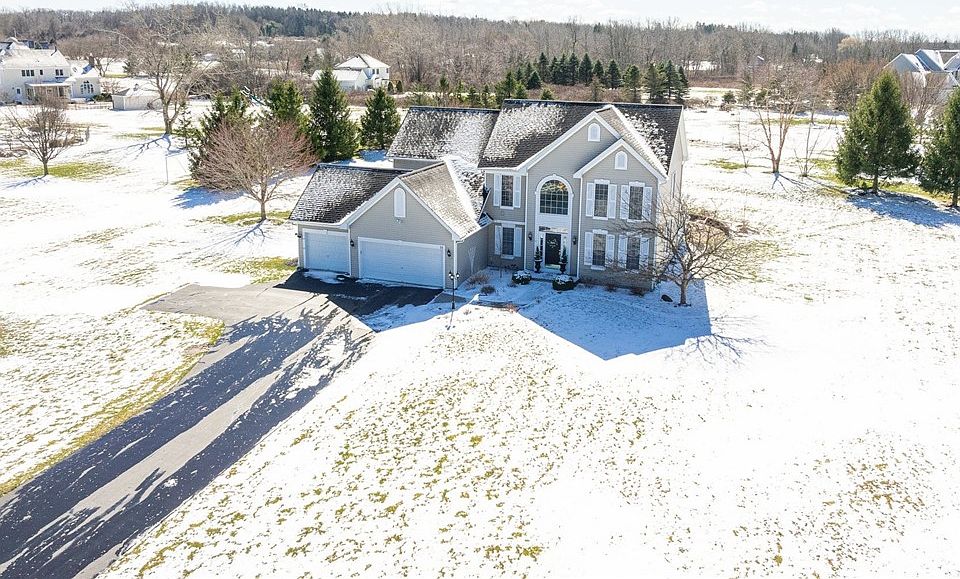 1st image of 11 Portofino Cir