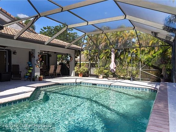 JUST LISTED IN IVANHOE HAWKES BLUFF IN DAVIE
