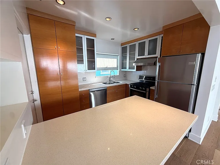 840 Brooks Ave — Photo 7