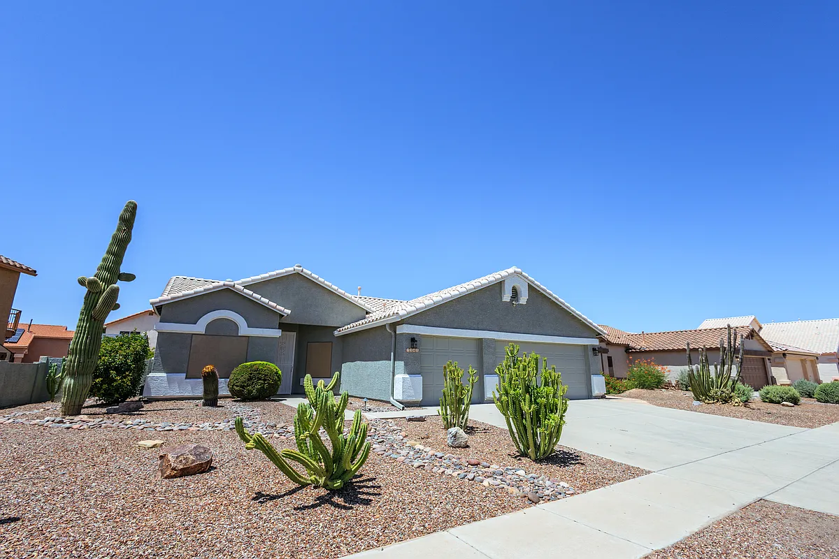 Building Photo - 7342 W Silver Sand Dr