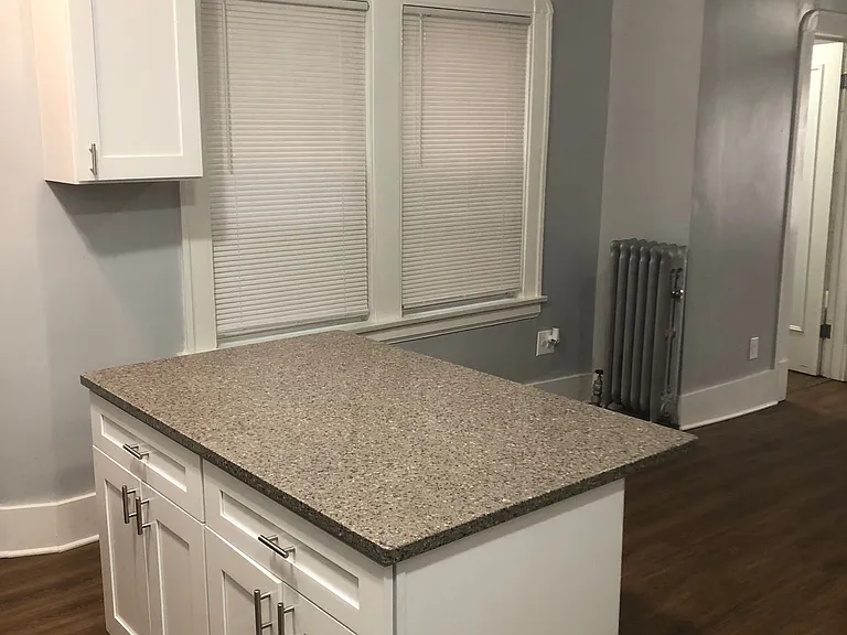 Ridgewood Apartments — Photo 18