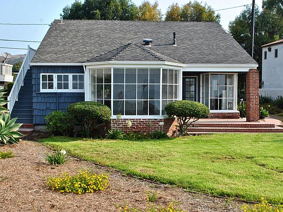 2nd image of 1511 Vista Del Mar Dr