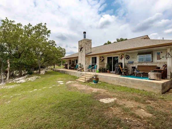 116 Ridge Rd W, Ingram, TX 78025