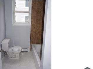 526 S 13th St #2, Newark, NJ 07103