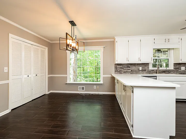 2124 Rockland Ct — Photo 23