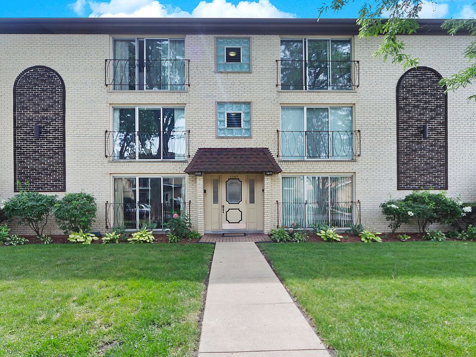 1st image of 1247 Washington St #304