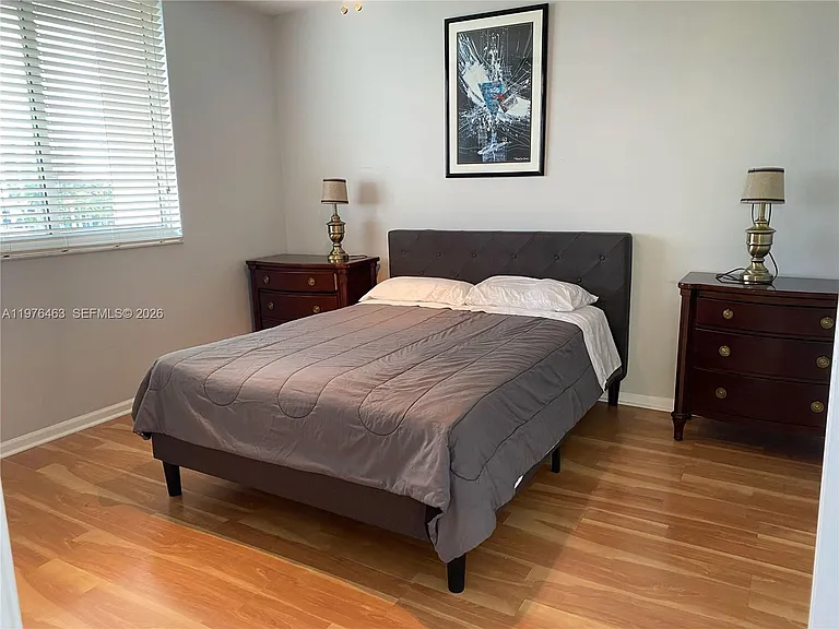 18800 NE 29th Ave #401 — Photo 9