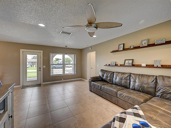 4th image of 9080 NW 25th Street