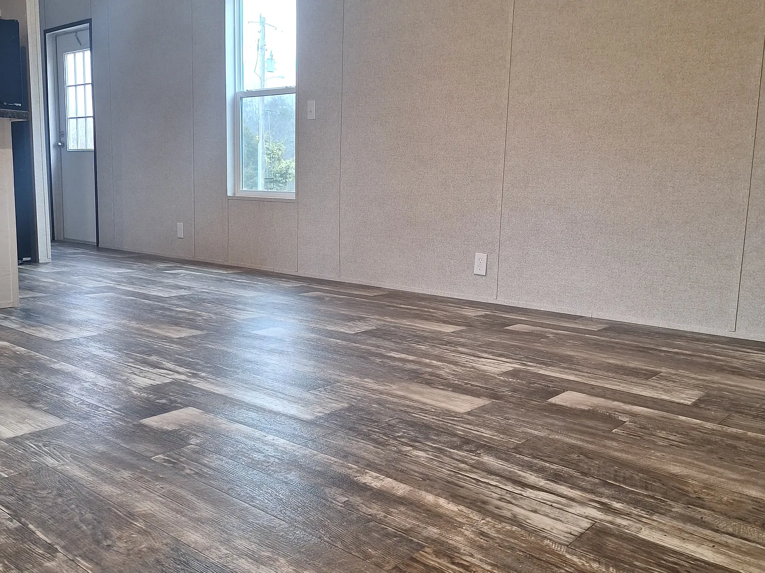 125 Perry Park Ln — Photo 4