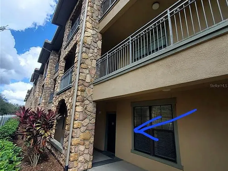 910 Charo Pkwy #312 — Photo 17