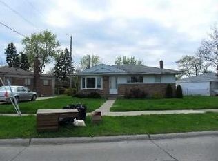 28697 Park Ct, Madison Heights, MI 48071