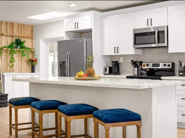 3210 S Kachina Dr, Tempe, AZ 85282