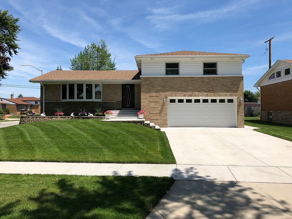 1st image of 1605 N 12th Ave