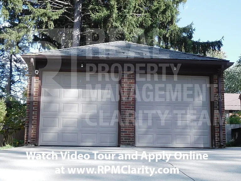 Kenwood Blvd 2458 Toledo — Photo 10