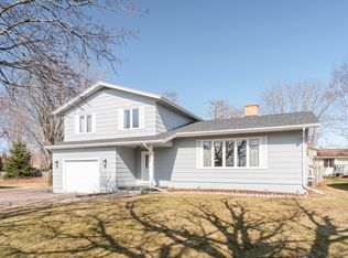 284 N River Rd, Charlottetown, PE C1A 3L8