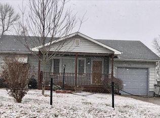 1961 E Walnut St, Springfield, MO 65802