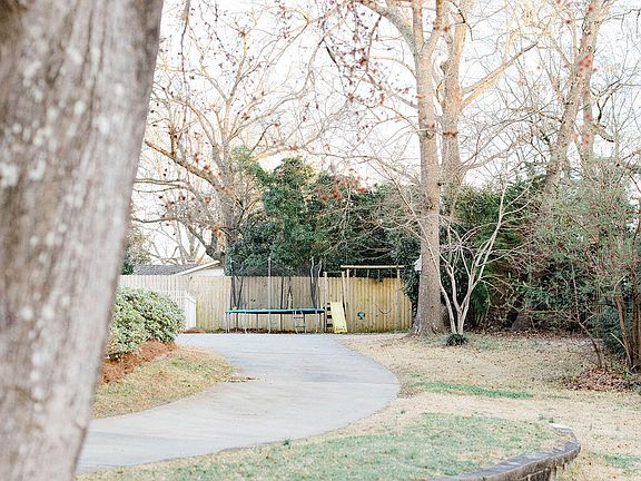 5th image of 125 Francis Marion Drive