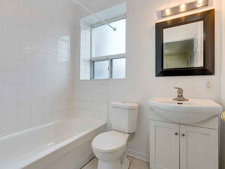 5 Greentree Ct — Photo 10