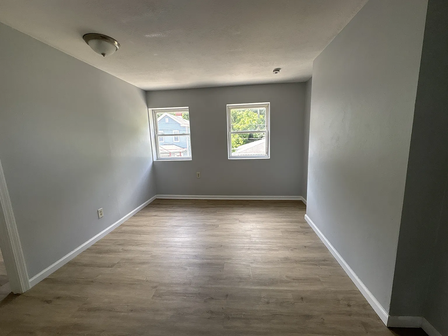 1450 Fleming Avenue - 3 — Photo 3