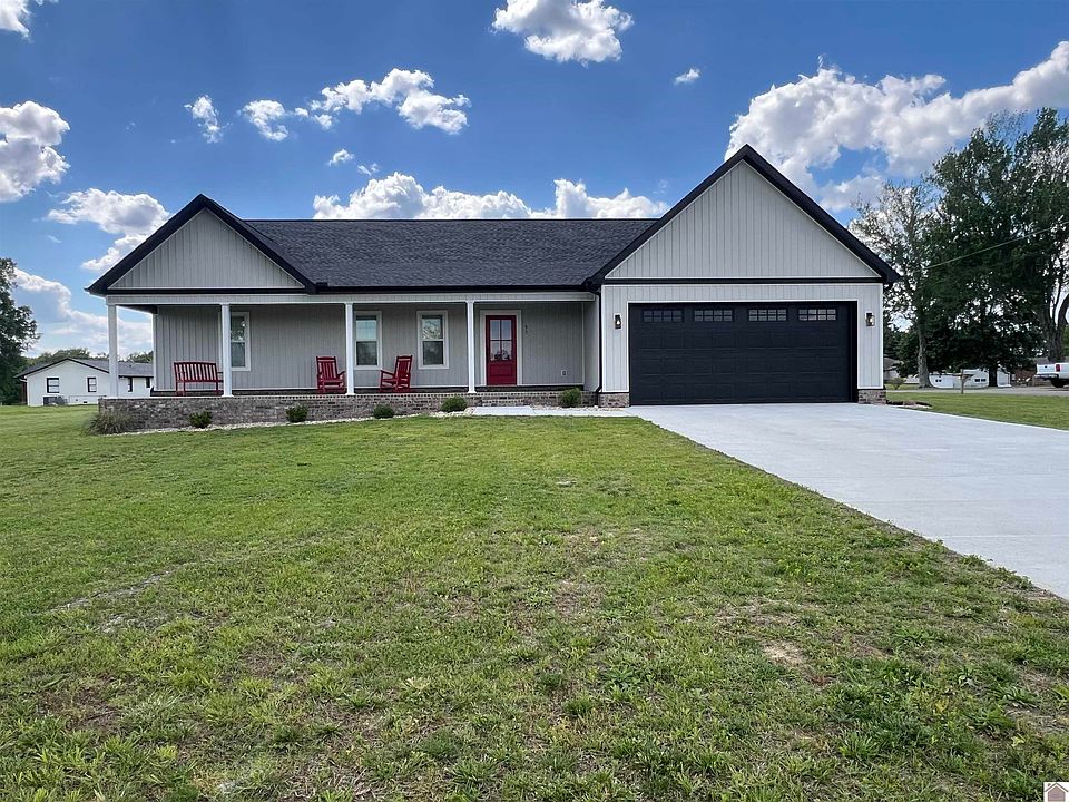 1st image of 95 Applewood Rd