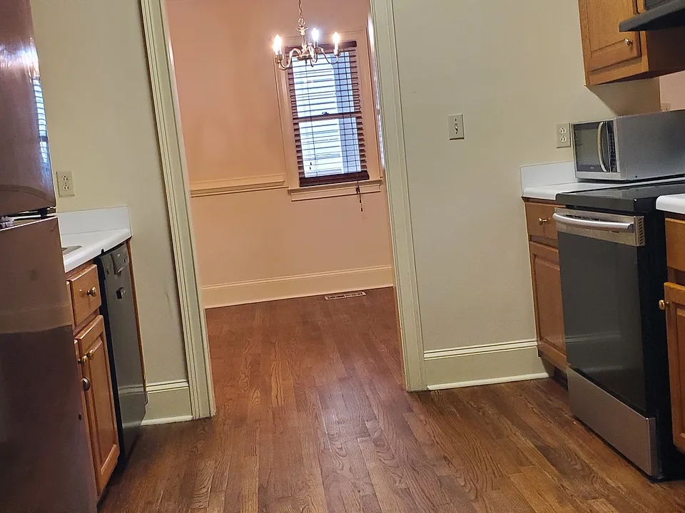 Large kitchen area