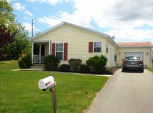1 Oak Ridge Ln, Manahawkin, NJ 08050