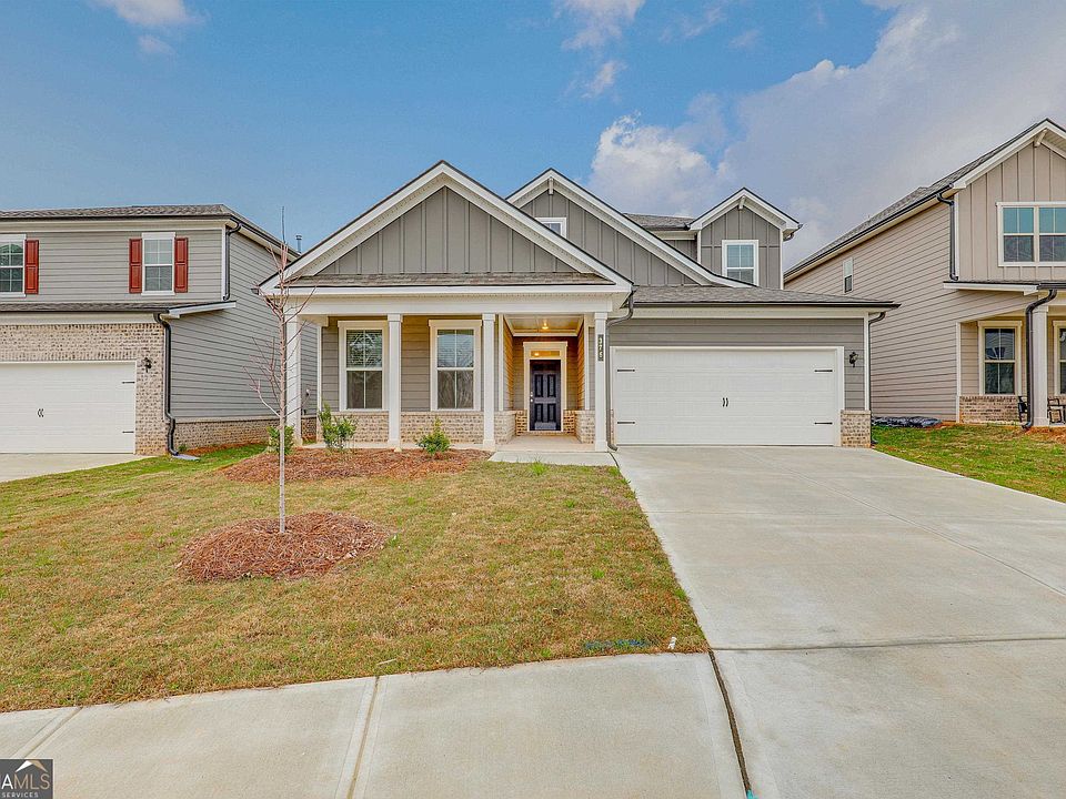 1st image of 376 Caledonia Ct