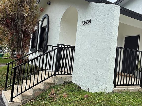 2nd image of 13608 SW 286th Ter