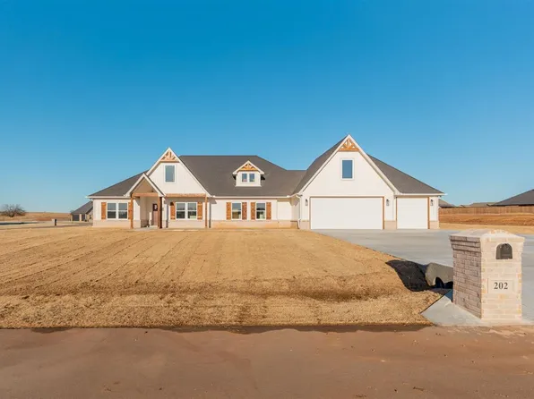 202 Stonebriar Ct, Stillwater, OK 74074