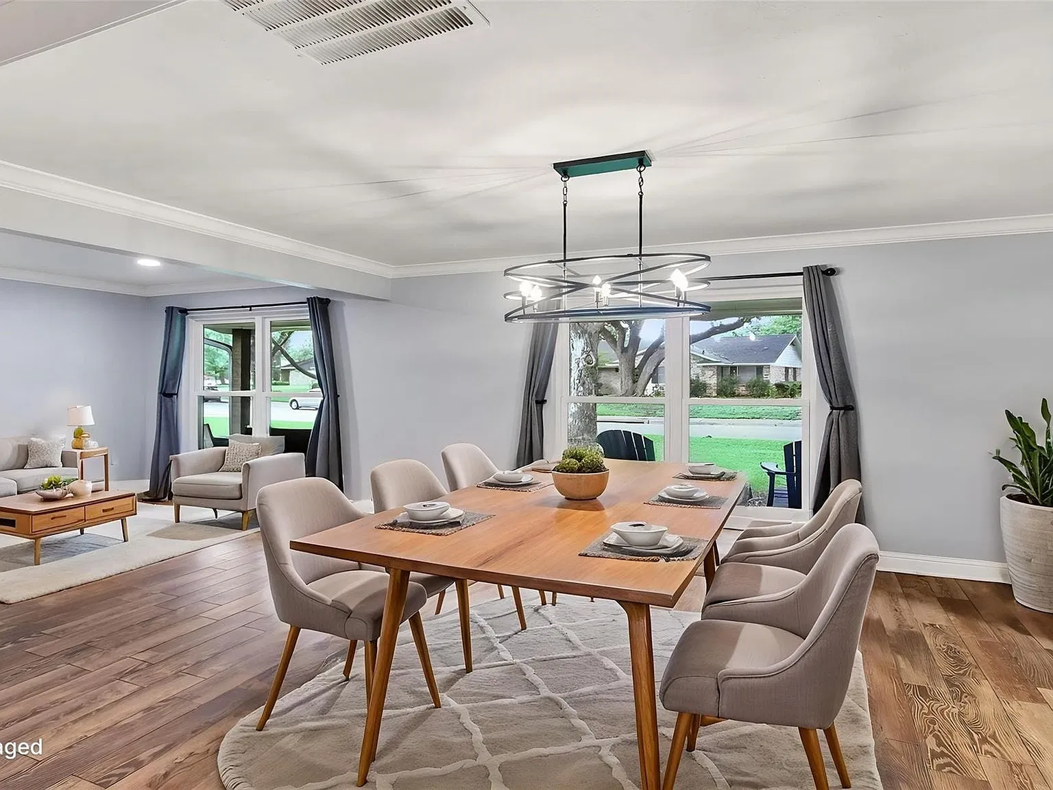 3 bed, 2.0 bath, 2265 sqft, $4,200 — Photo 4