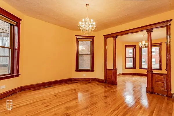 2107 N Spaulding Ave — Photo 4