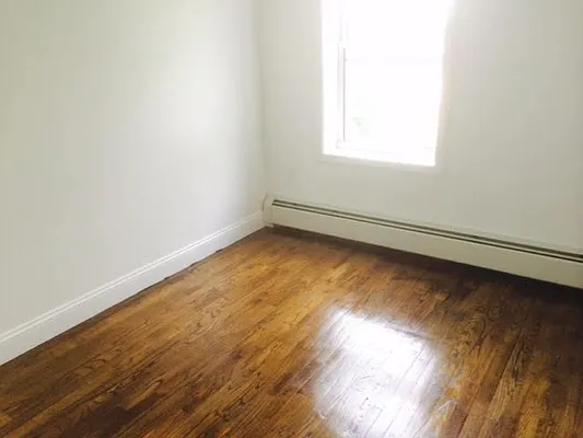 Rented by Elite NY Holdings | media 20