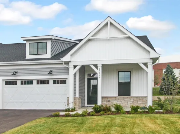23216 W Sweetwater Ln, Plainfield, IL 60585