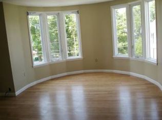 61 S Clinton St APT 3, Poughkeepsie, NY 12601